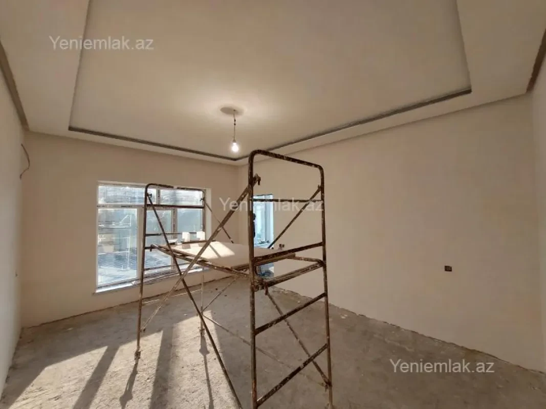 Satılır 5 otaqlı həyət evi 162 m²