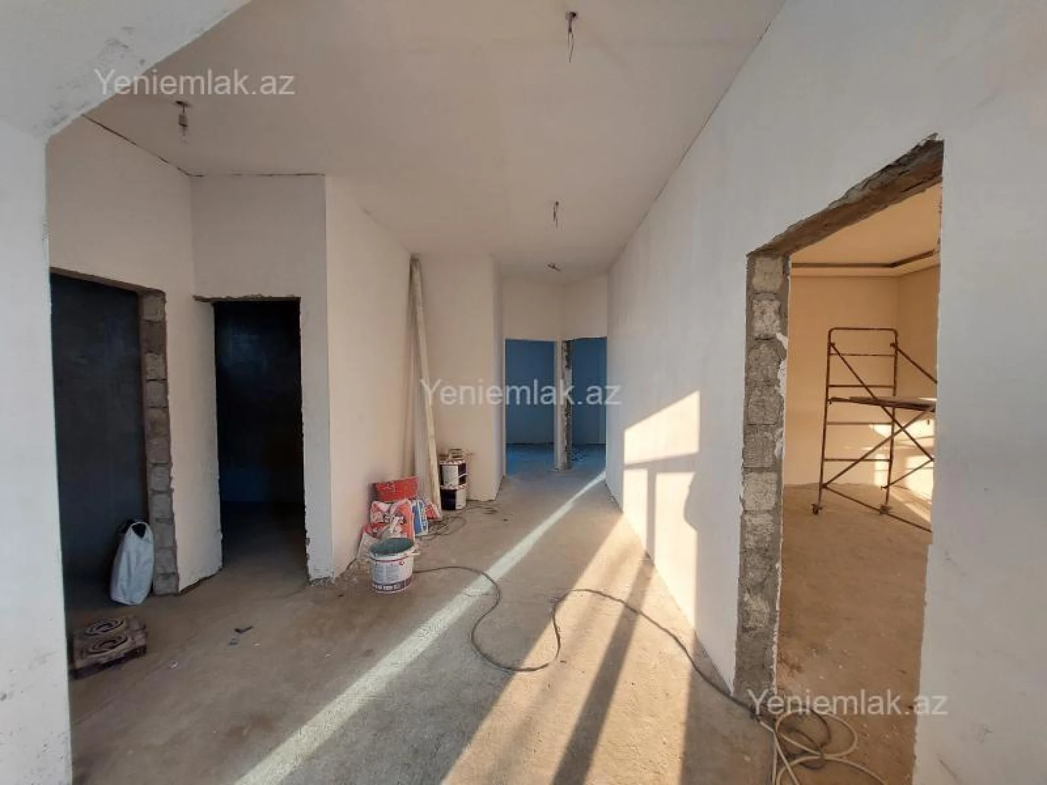 Satılır 5 otaqlı həyət evi 162 m²
