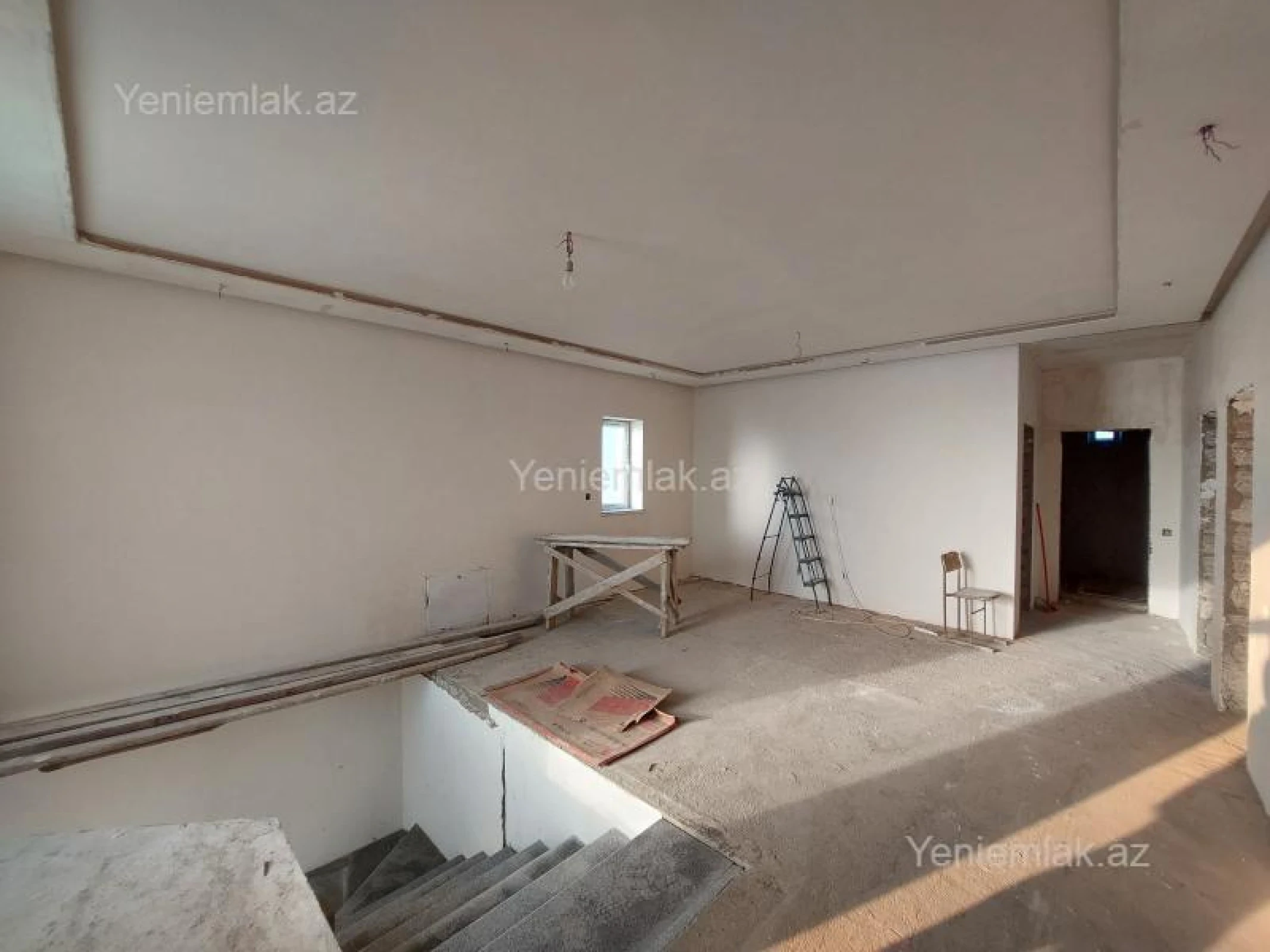 Satılır 5 otaqlı həyət evi 162 m²