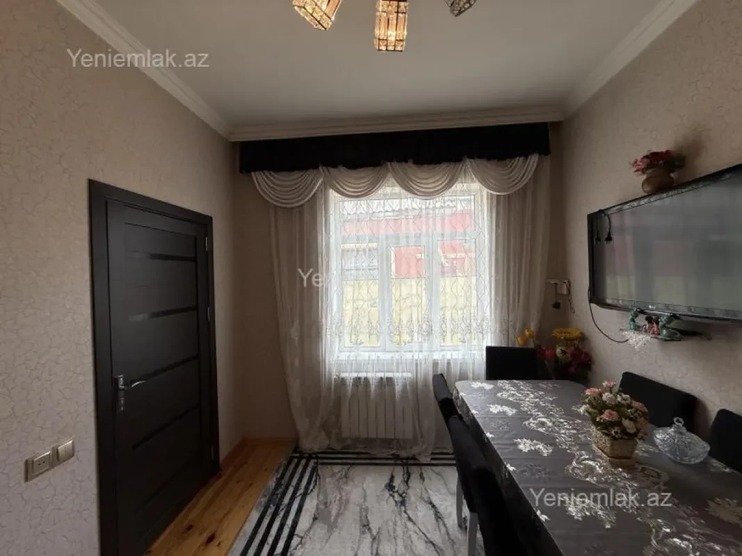 Satılır 2 otaqlı həyət evi 60 m²