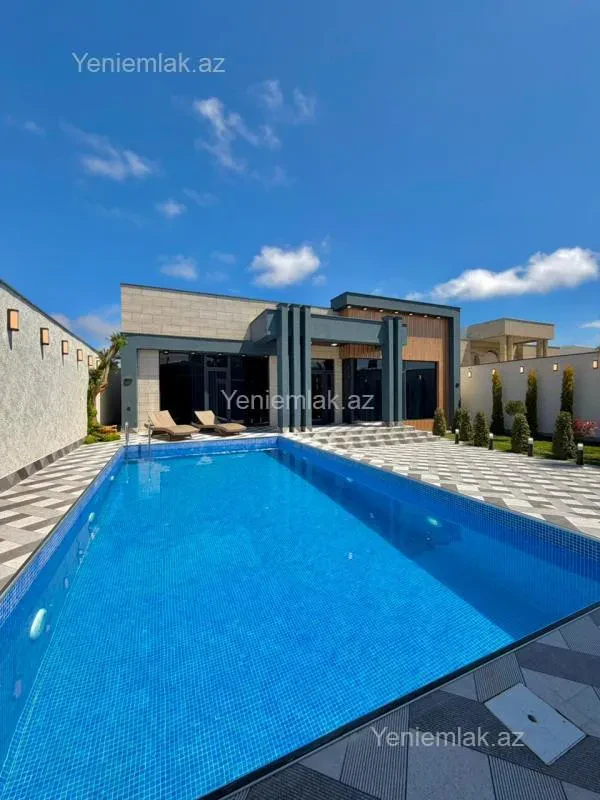 Satılır 5 otaqlı həyət evi 180 m²