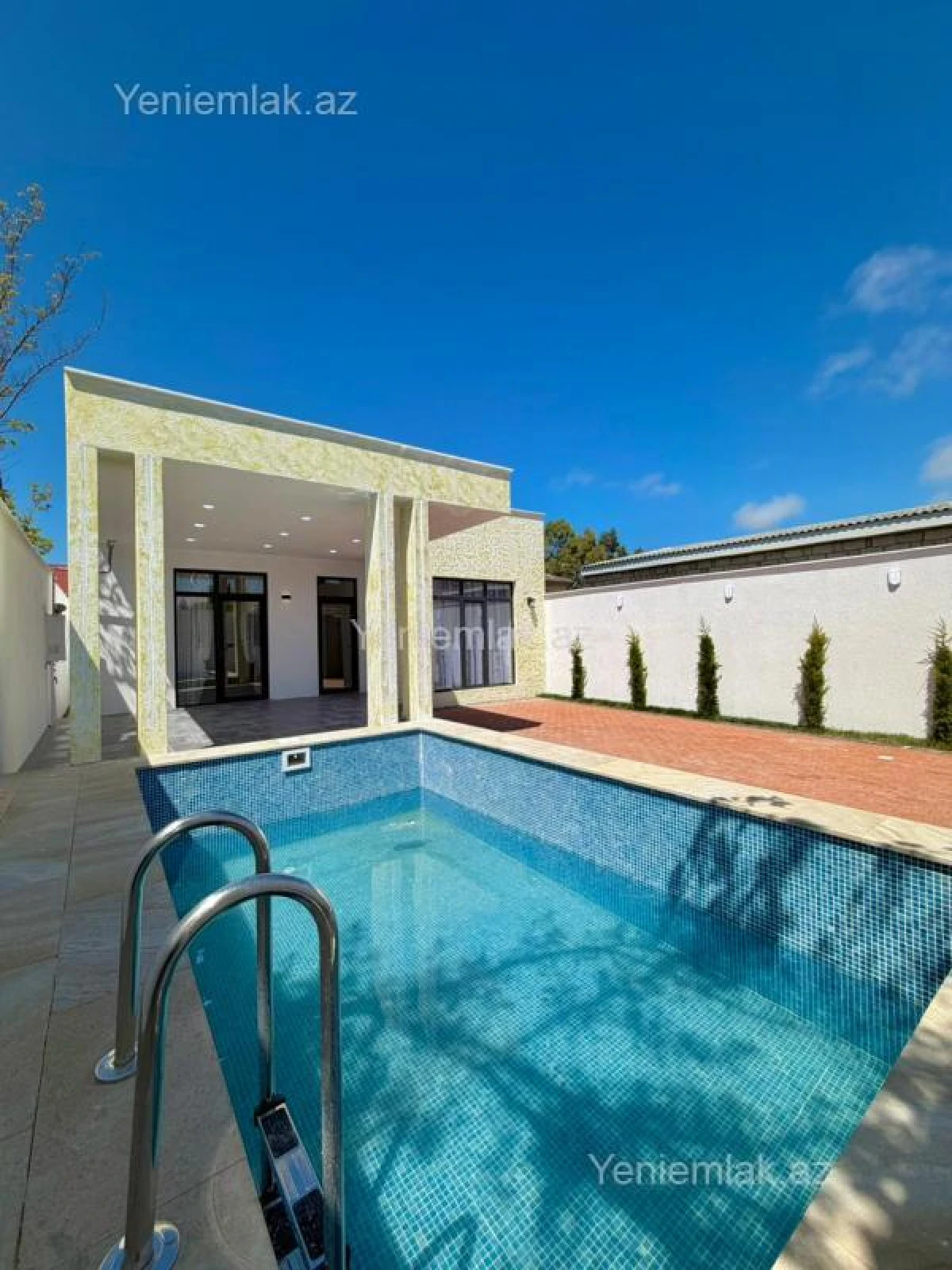 Satılır 4 otaqlı həyət evi 150 m²