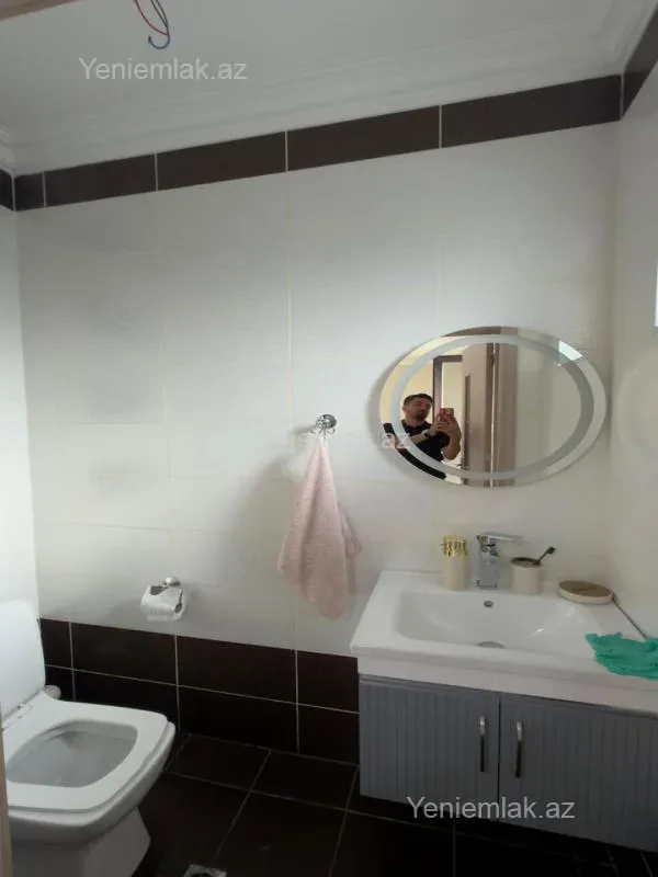 Satılır 5 otaqlı həyət evi 220 m²