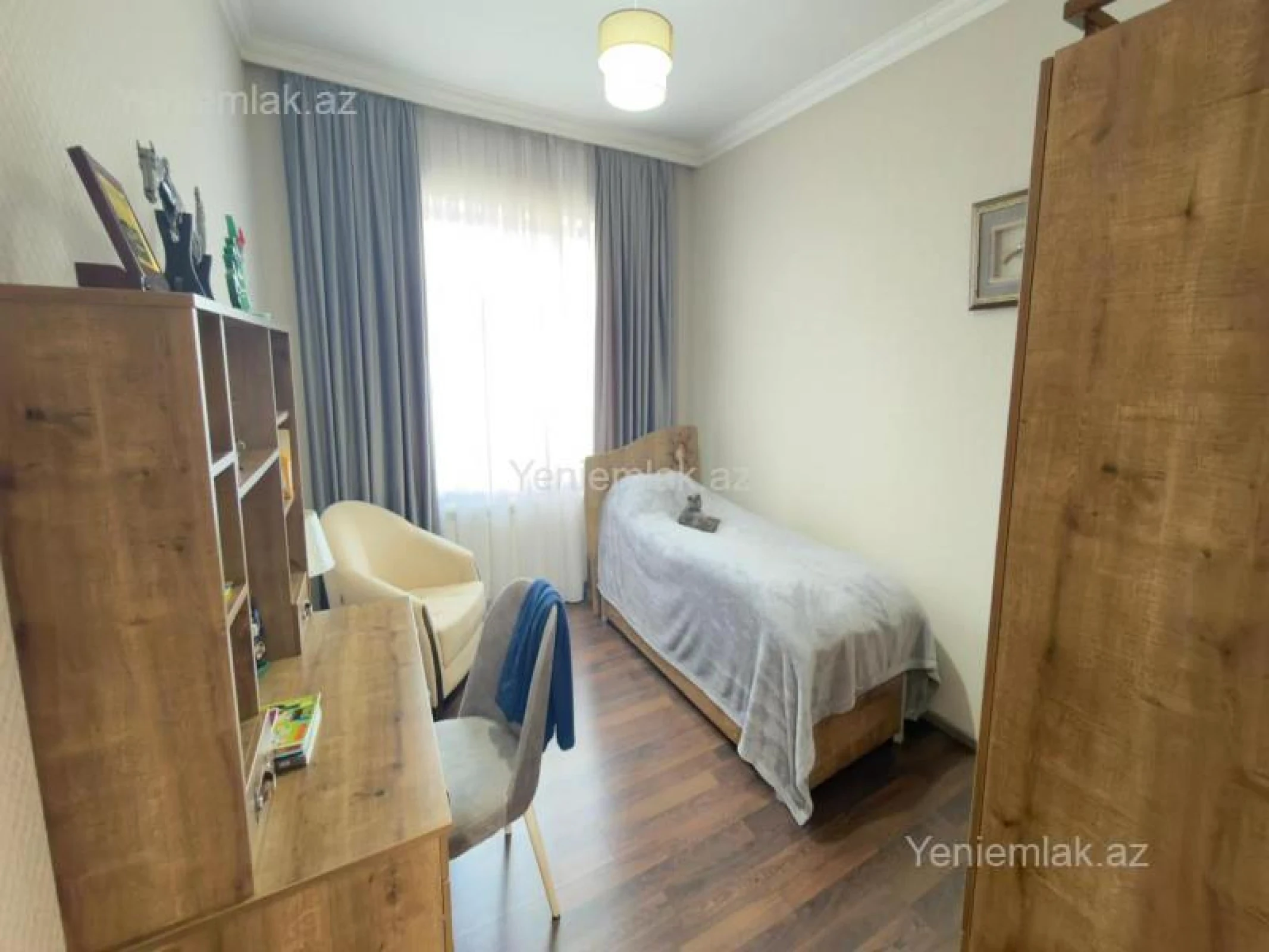 Satılır 5 otaqlı həyət evi 220 m²