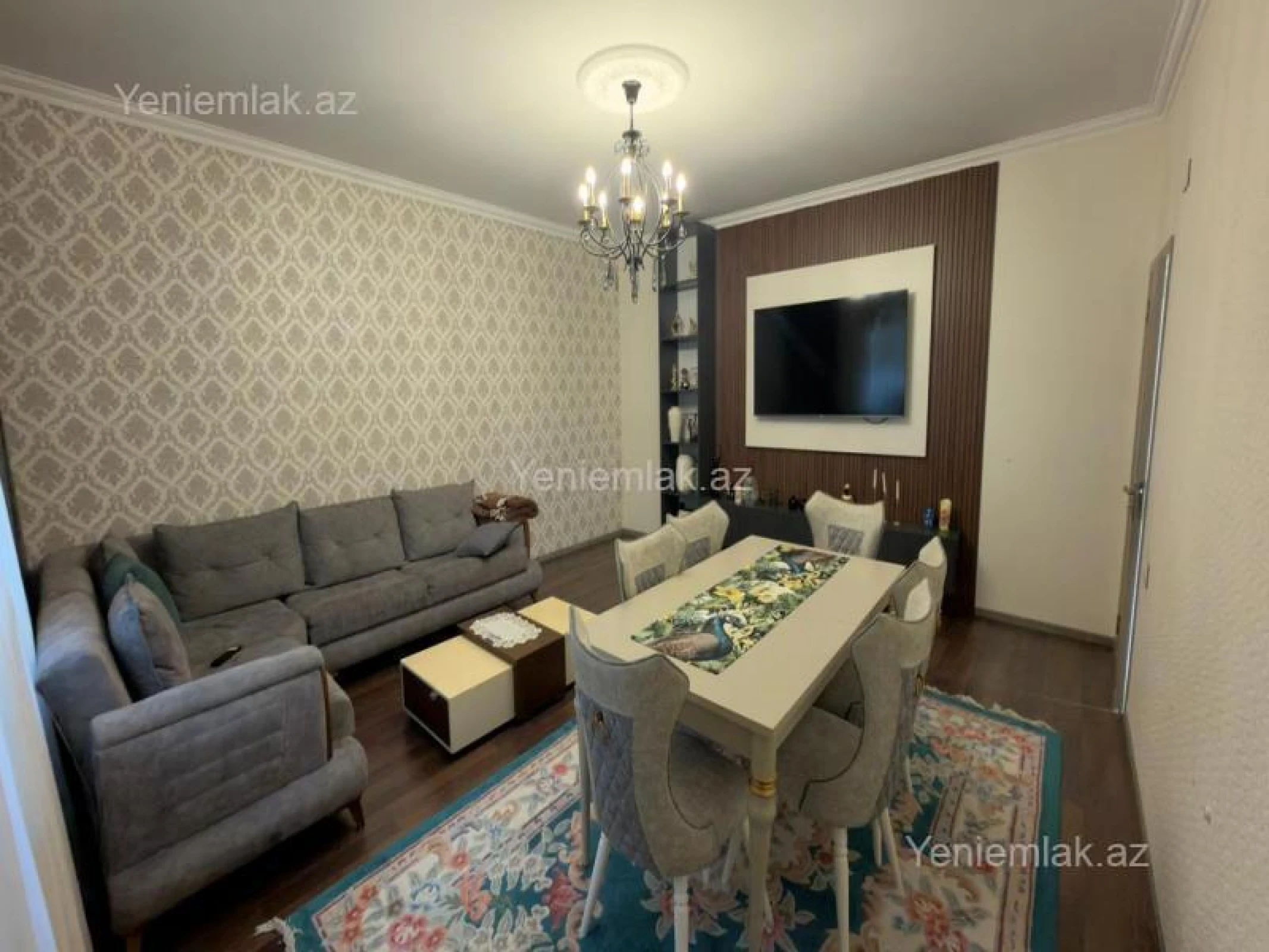 Satılır 5 otaqlı həyət evi 220 m²