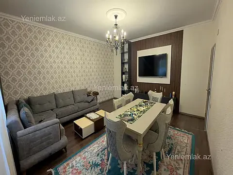 Satılır 5 otaqlı həyət evi 220 m²