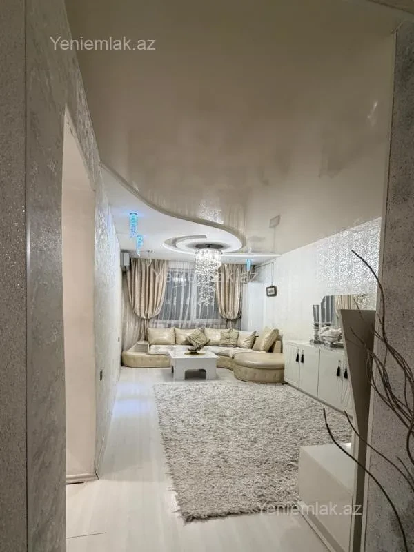 Satılır 3 otaqlı yeni tikili 62 m²