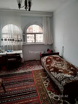 Satılır 5 otaqlı köhnə tikili 110 m²