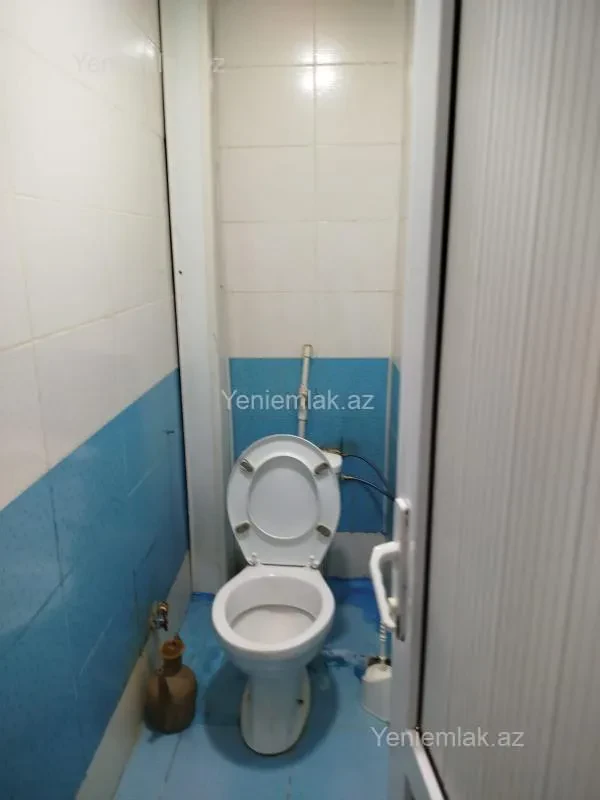 Satılır 5 otaqlı köhnə tikili 110 m²