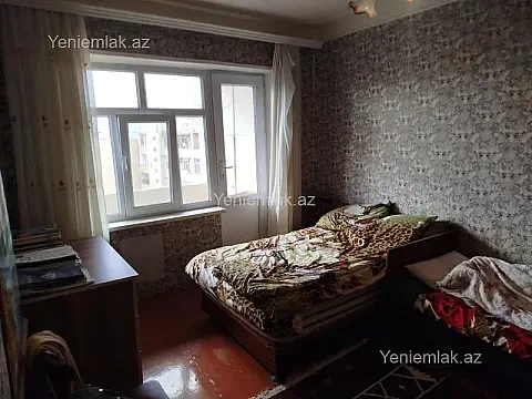 Satılır 5 otaqlı köhnə tikili 110 m²