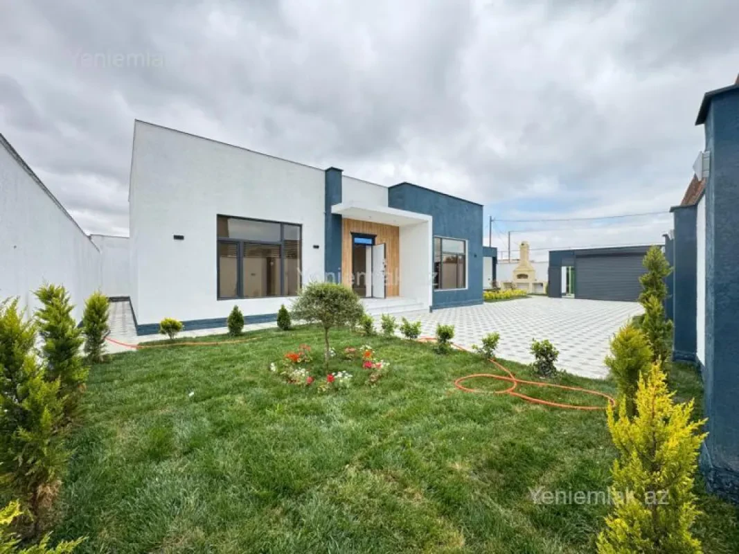 Satılır 3 otaqlı həyət evi 140 m²