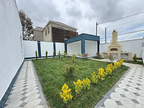Satılır 3 otaqlı həyət evi 140 m²