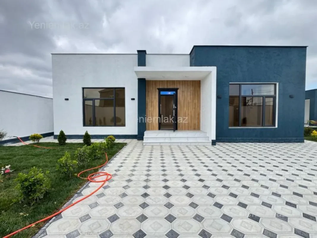 Satılır 3 otaqlı həyət evi 140 m²