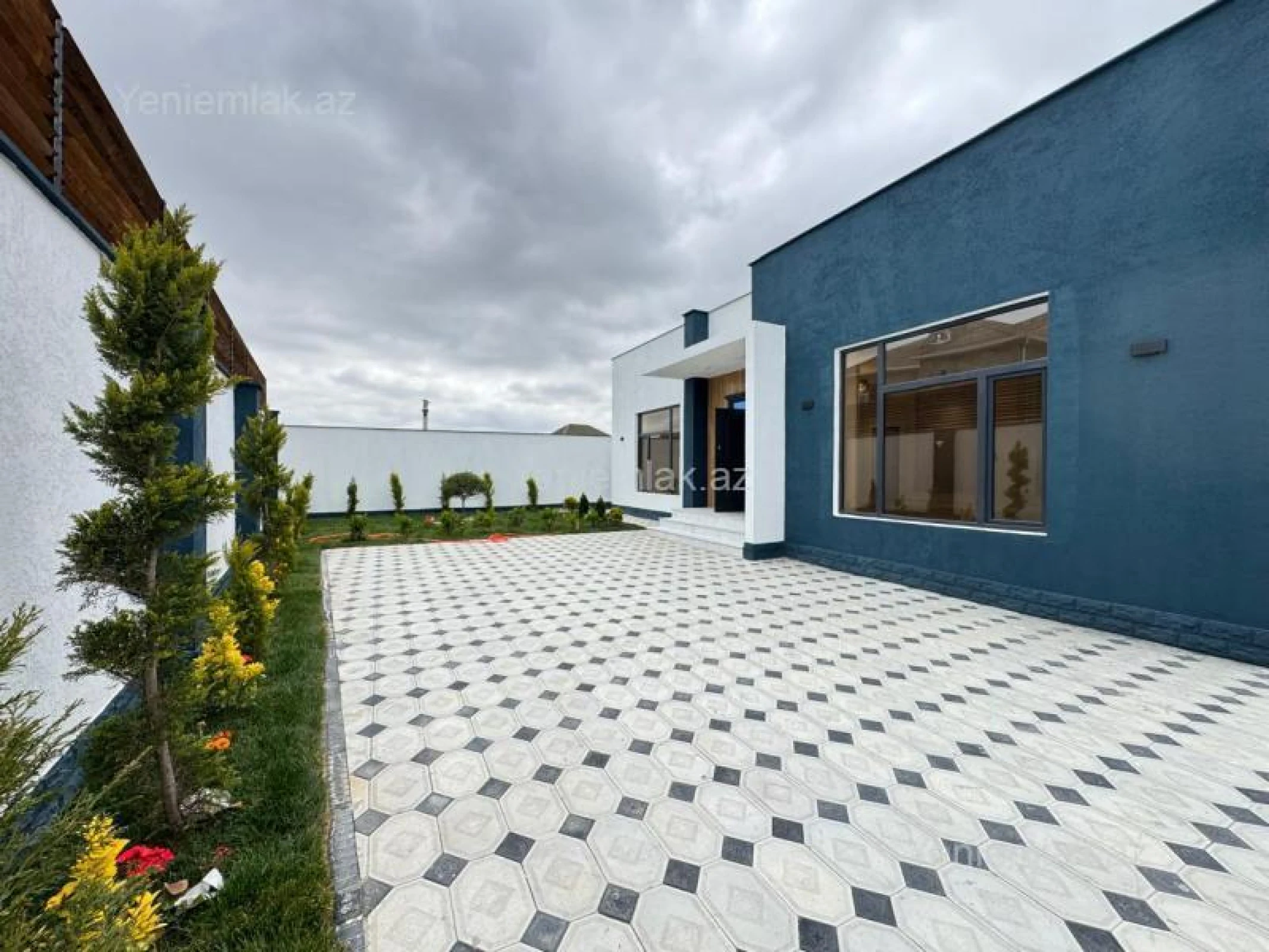 Satılır 3 otaqlı həyət evi 140 m²
