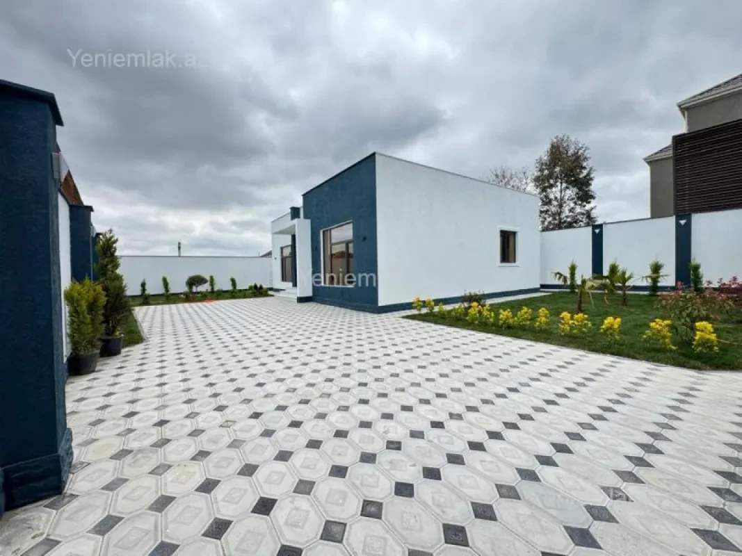 Satılır 3 otaqlı həyət evi 140 m²