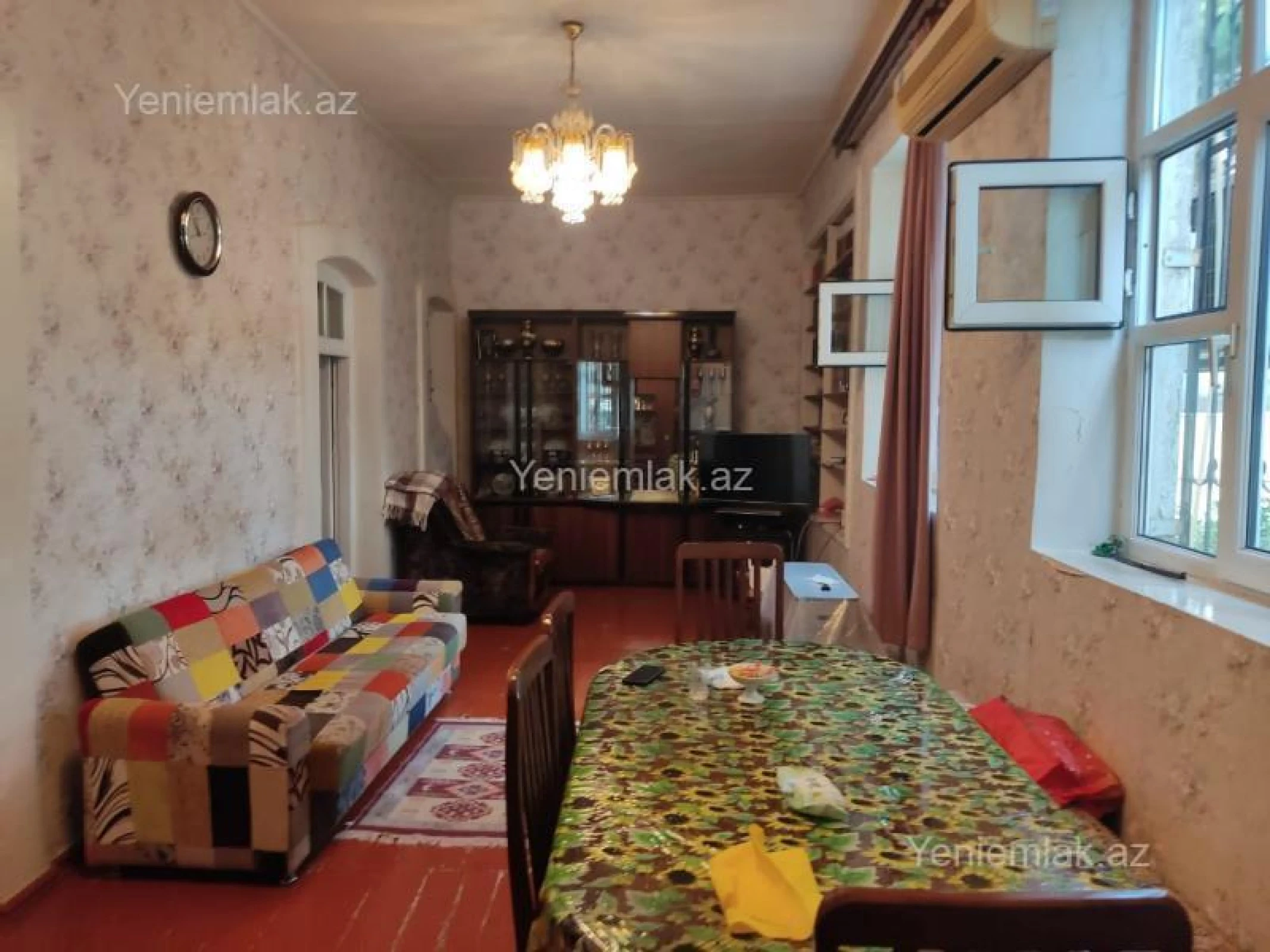 Satılır 5 otaqlı həyət evi 200 m²