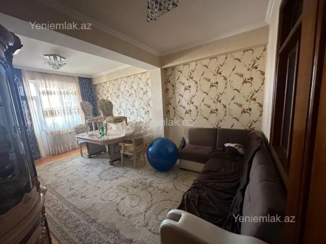 Satılır 3 otaqlı yeni tikili 100 m²