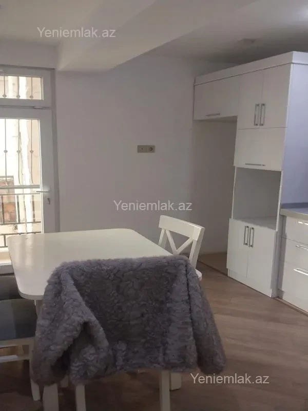 Satılır 2 otaqlı yeni tikili 95 m²