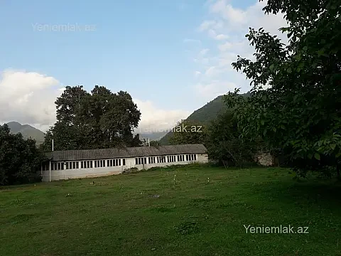 Satılır 4 otaqlı həyət evi 400 m² — İsmayıllı 4 otaq 400.00 m²