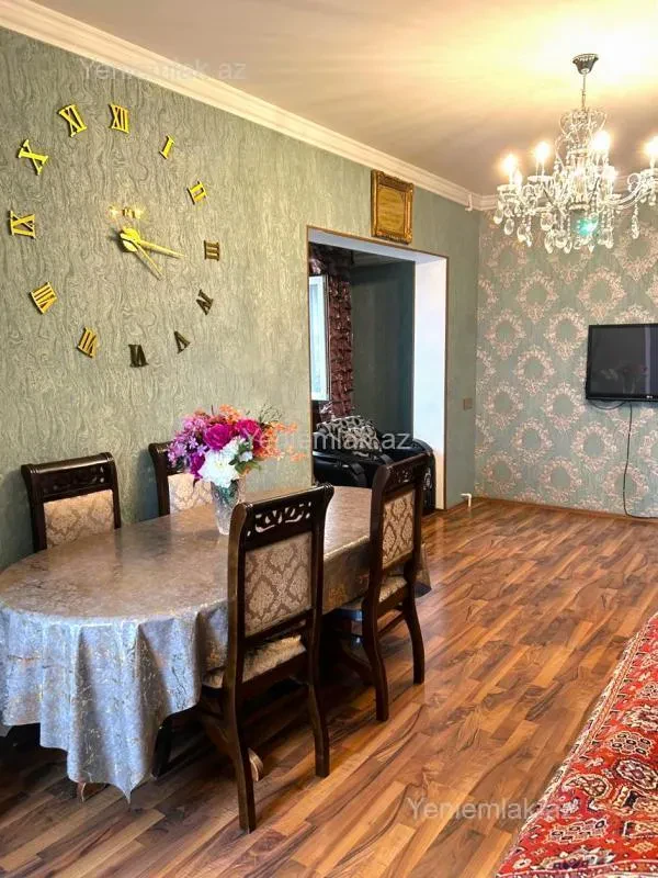 Satılır 2 otaqlı köhnə tikili 65 m²