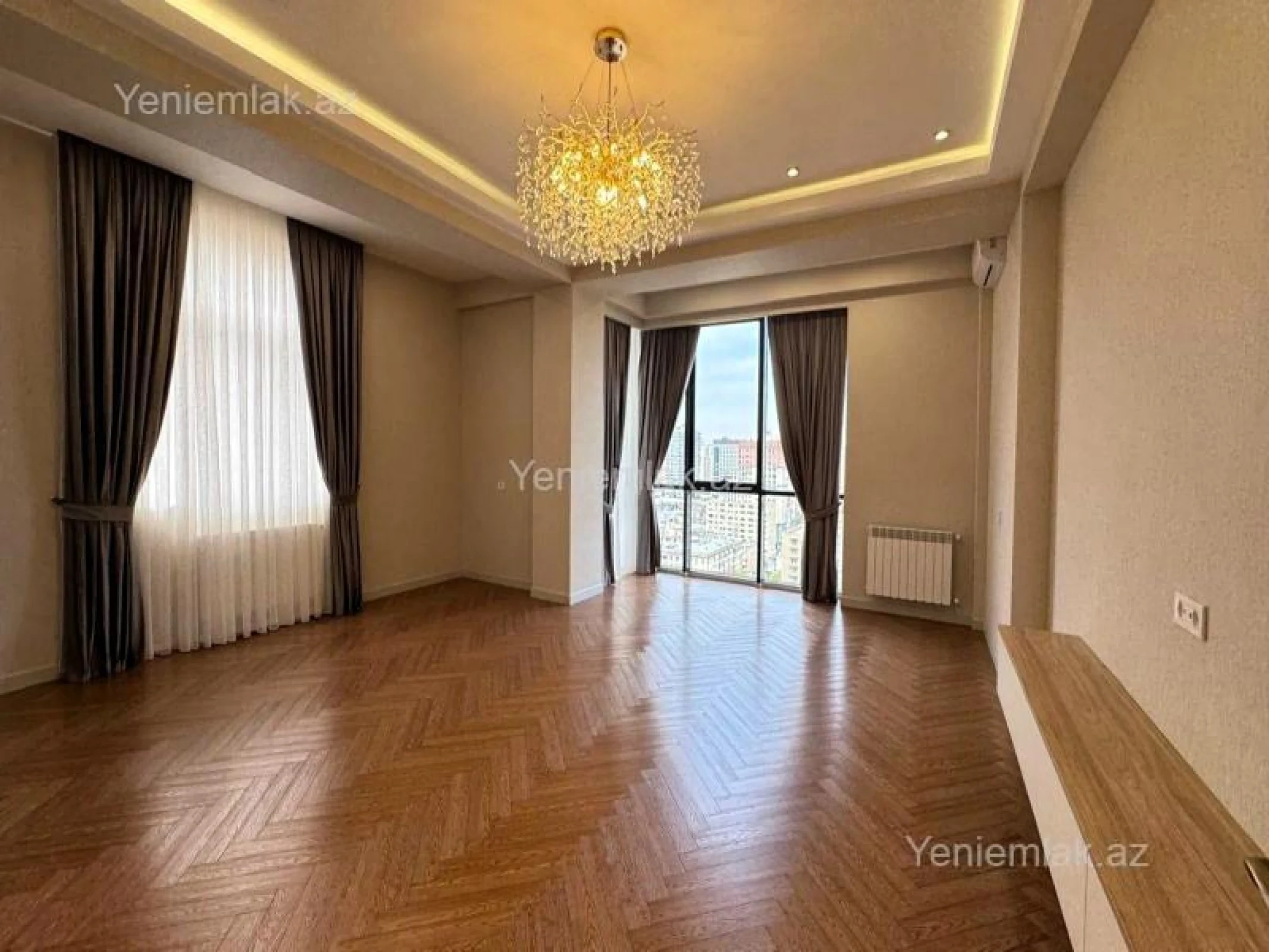 Satılır 3 otaqlı yeni tikili 128 m²