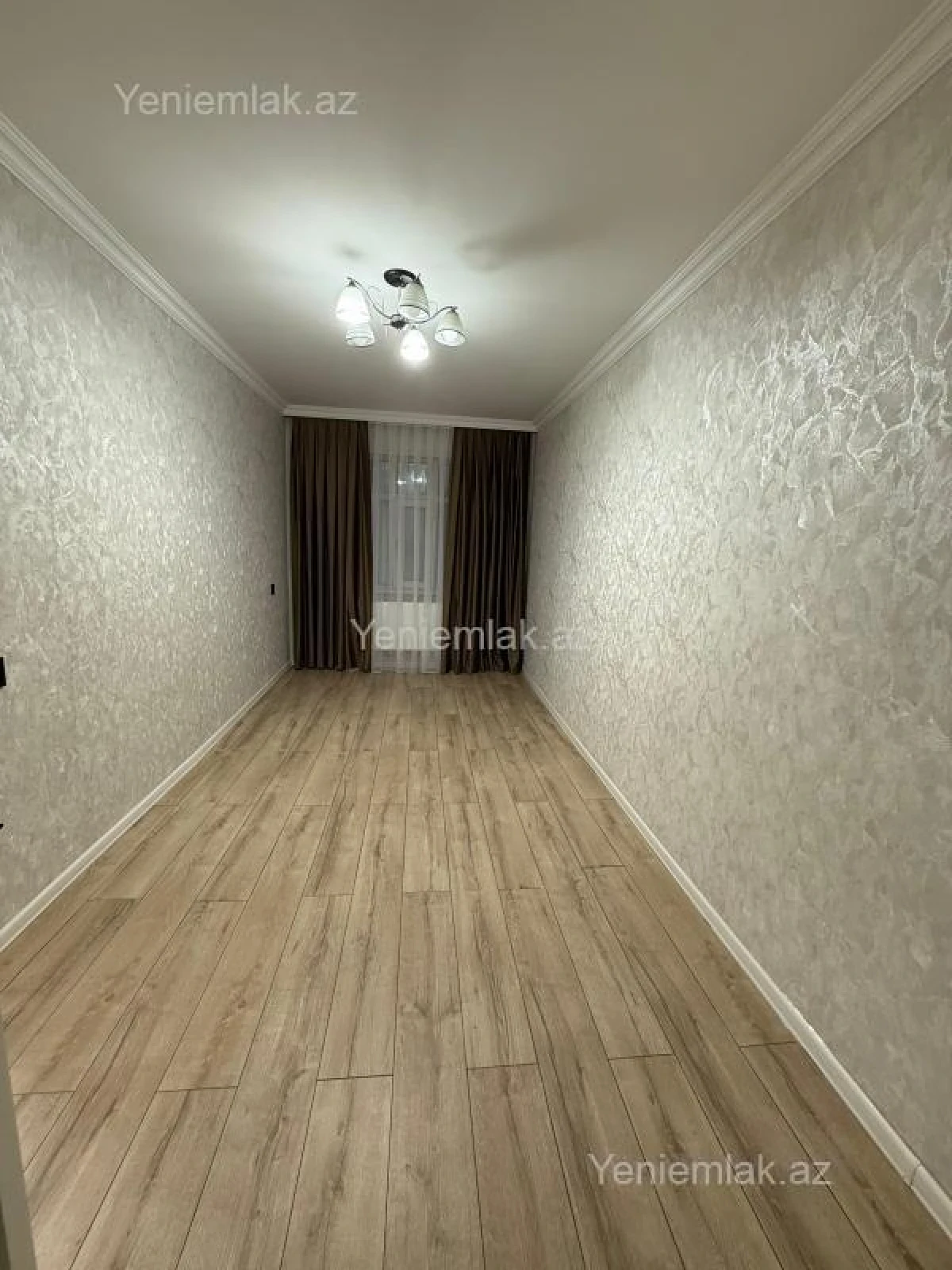 Satılır 2 otaqlı köhnə tikili 50 m²