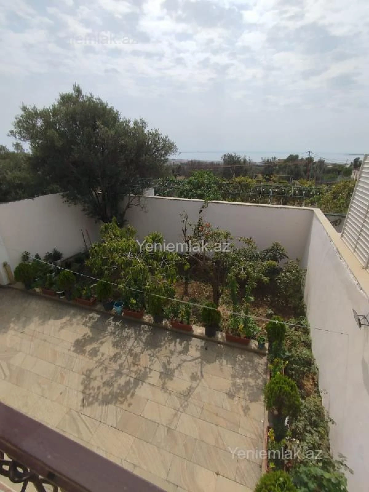 Satılır 5 otaqlı həyət evi 150 m²