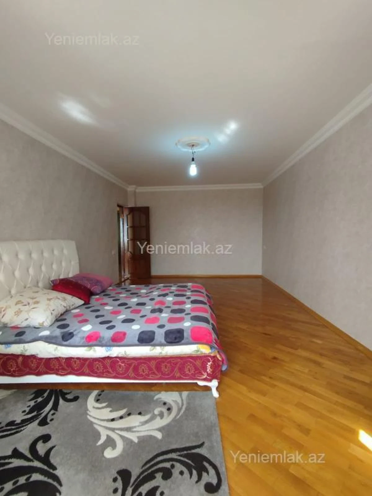 Satılır 5 otaqlı həyət evi 150 m²