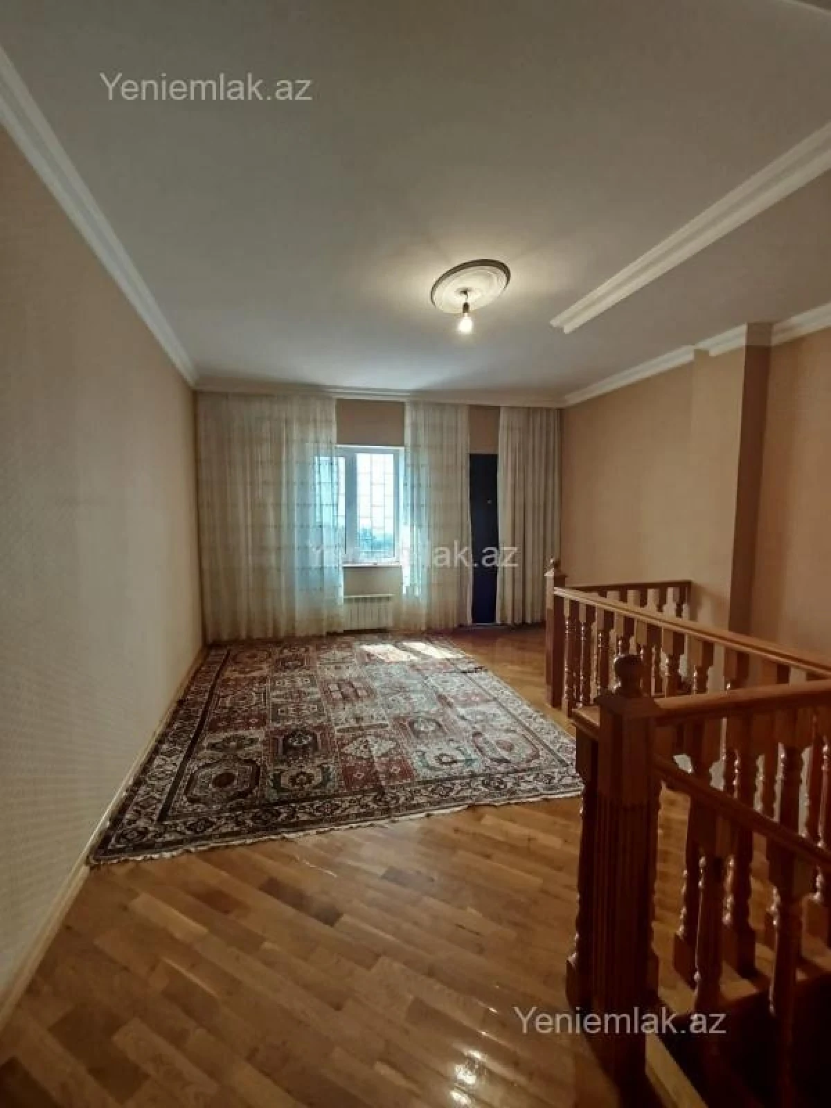 Satılır 5 otaqlı həyət evi 150 m²