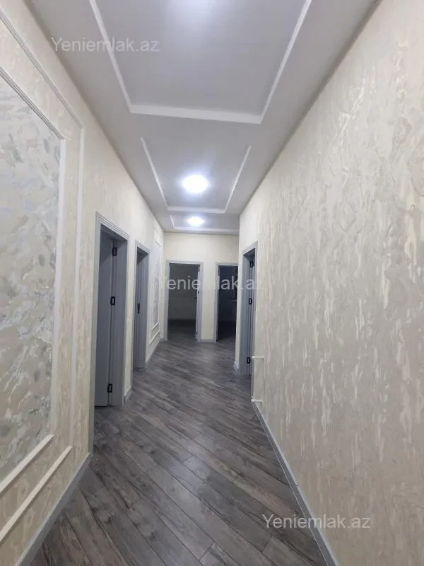 Satılır 4 otaqlı həyət evi 122 m²