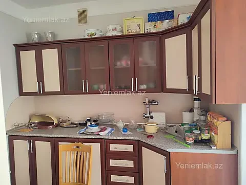Satılır 3 otaqlı köhnə tikili 61 m² — Sumqayıt, 7-ci mikrorayon 3 otaq 61.00 m²