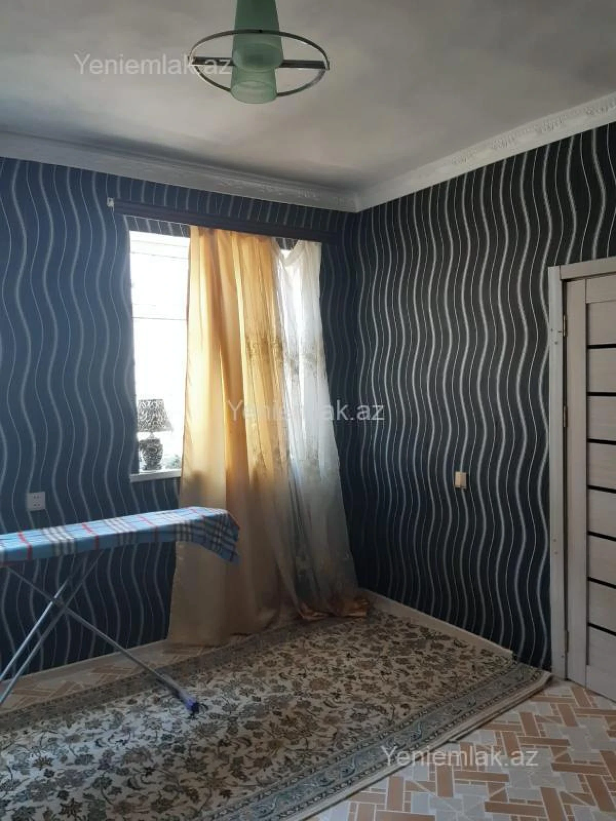 Satılır 9 otaqlı həyət evi 220 m²