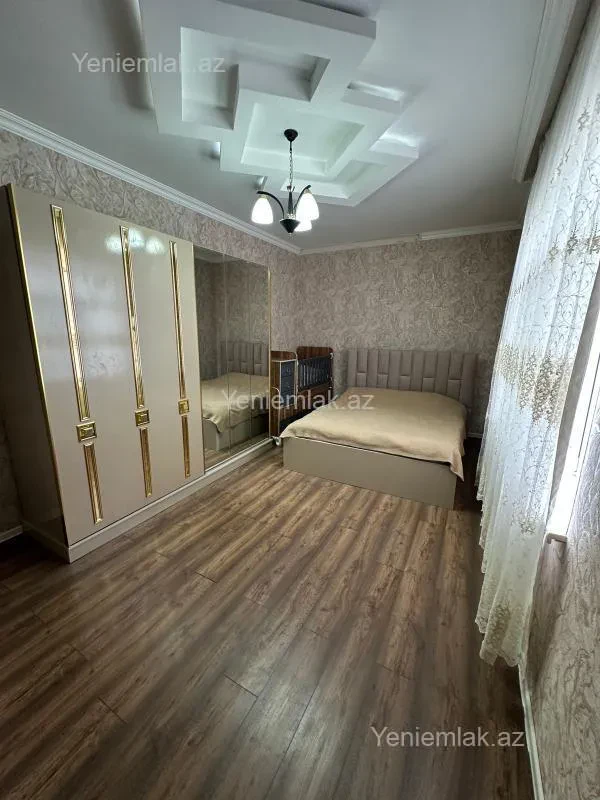 Satılır 4 otaqlı həyət evi 120 m²