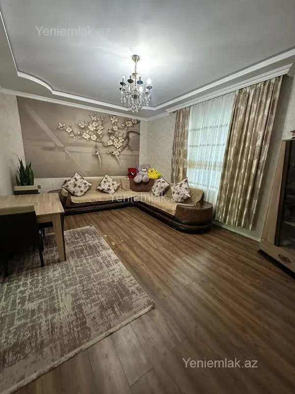 Satılır 4 otaqlı həyət evi 120 m²