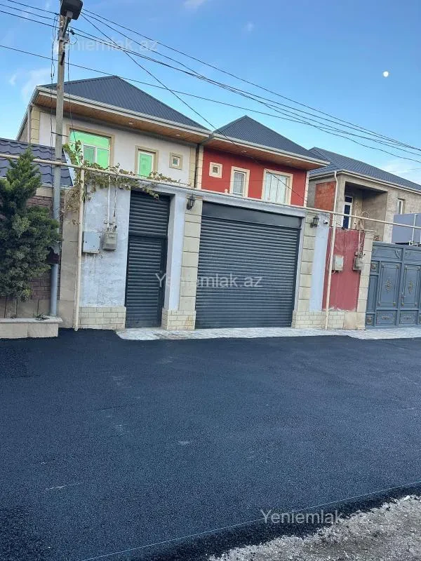 Satılır 4 otaqlı həyət evi 120 m²