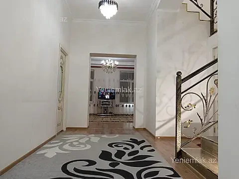 Satılır 6 otaqlı həyət evi 220 m²