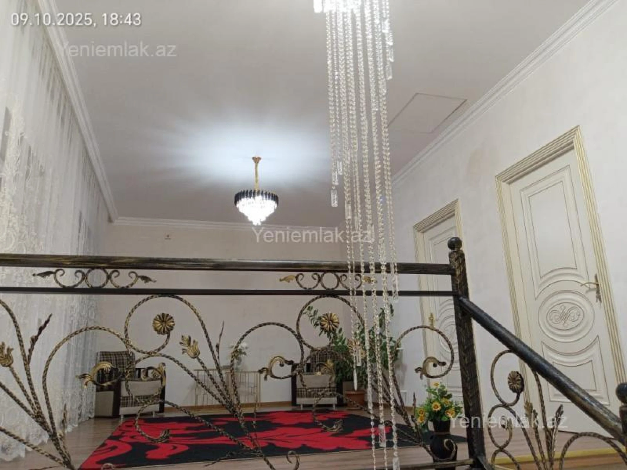Satılır 6 otaqlı həyət evi 220 m²