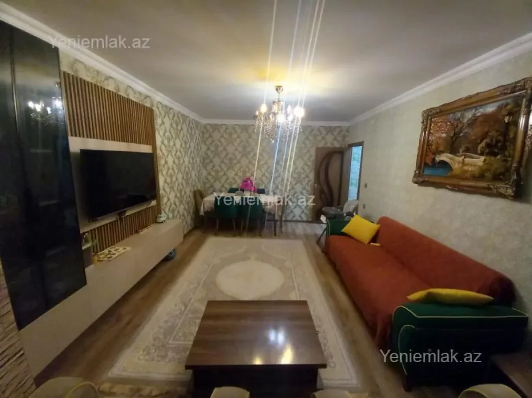 Satılır 3 otaqlı köhnə tikili 70 m²