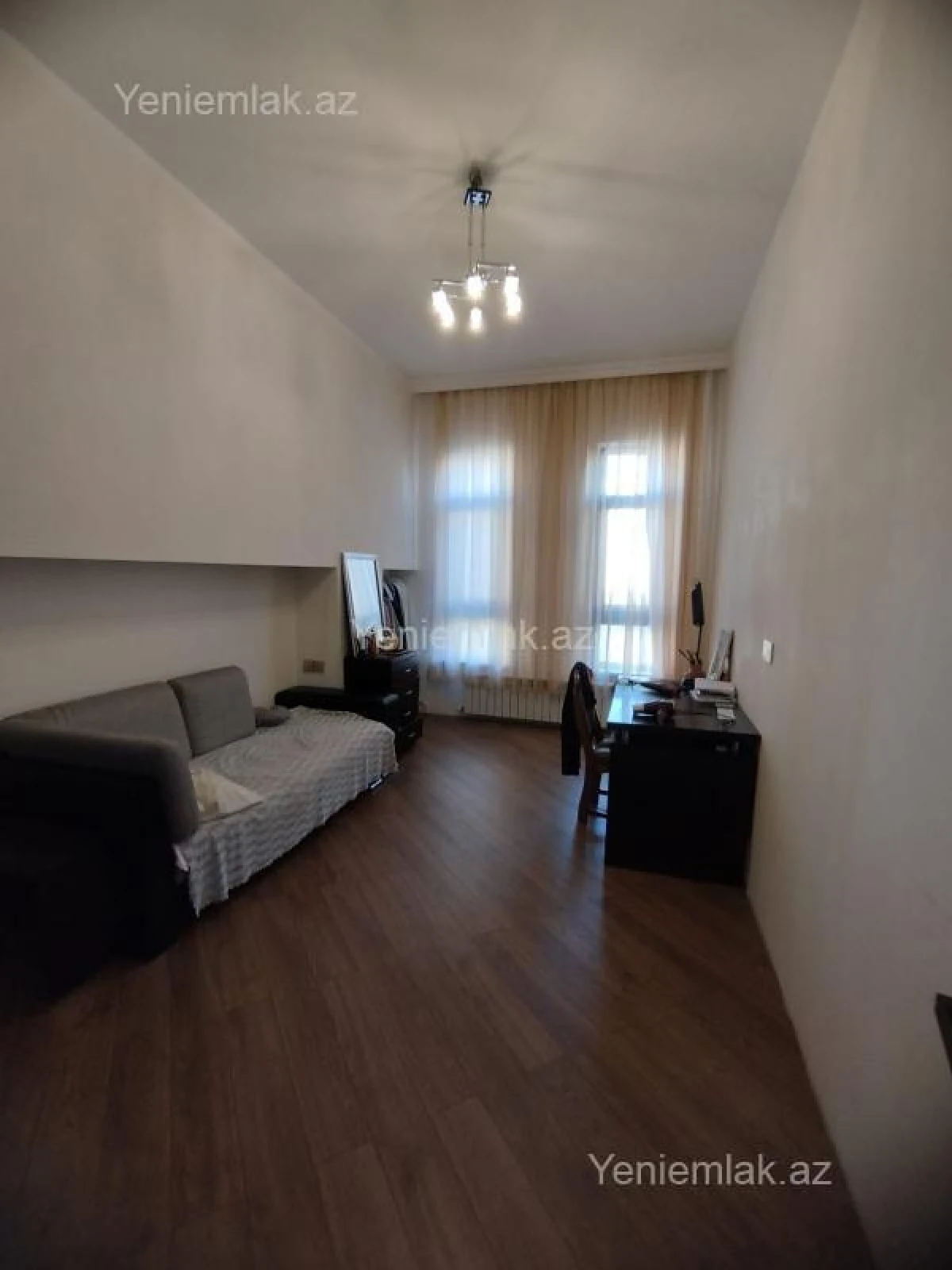 Satılır 4 otaqlı həyət evi 280 m²