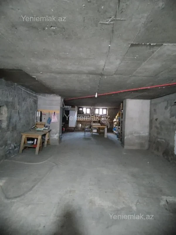 Satılır 4 otaqlı həyət evi 280 m²