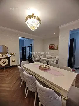 Satılır 4 otaqlı həyət evi 280 m²