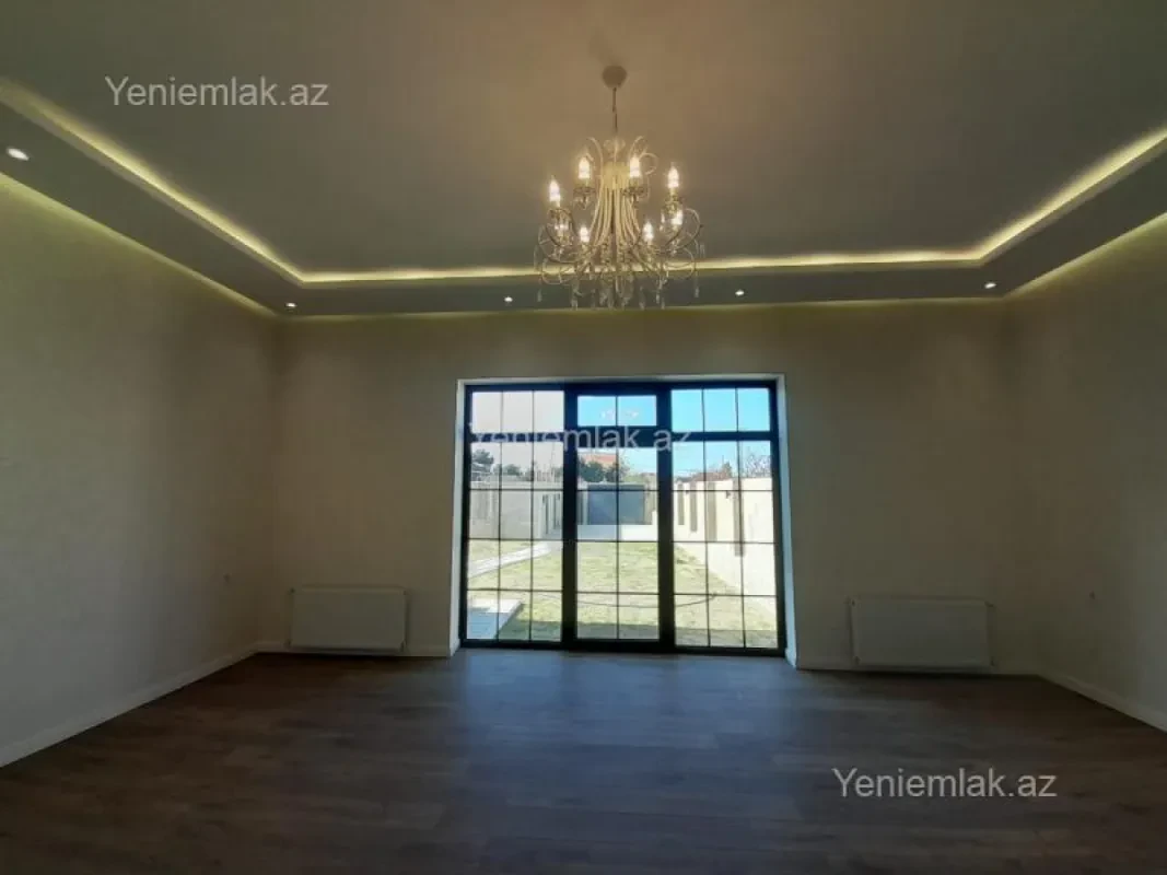 Satılır 5 otaqlı həyət evi 230 m²