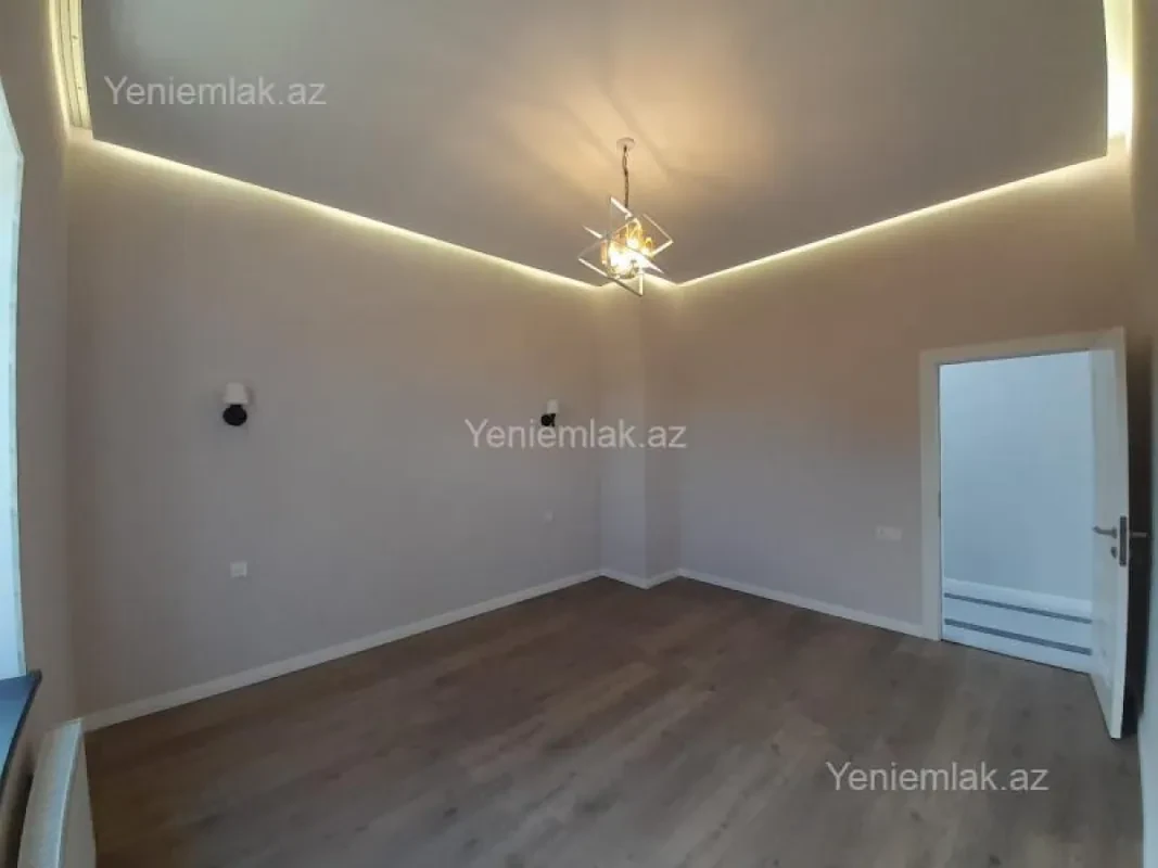 Satılır 5 otaqlı həyət evi 230 m²