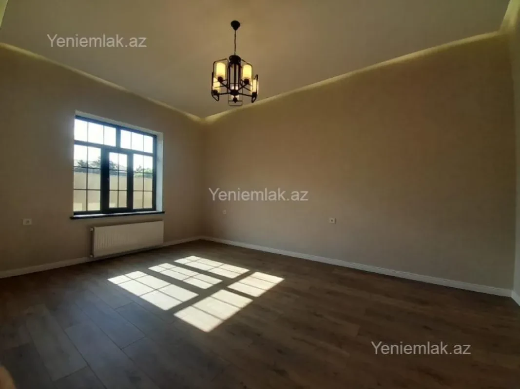 Satılır 5 otaqlı həyət evi 230 m²