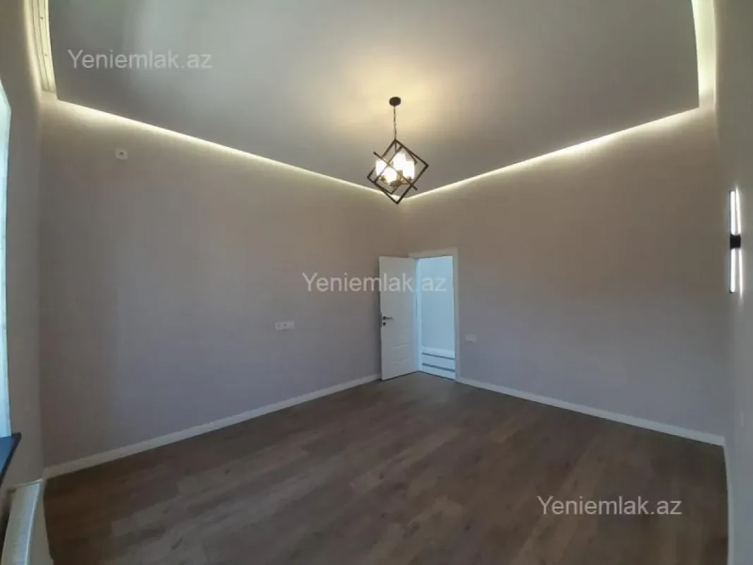 Satılır 5 otaqlı həyət evi 230 m²