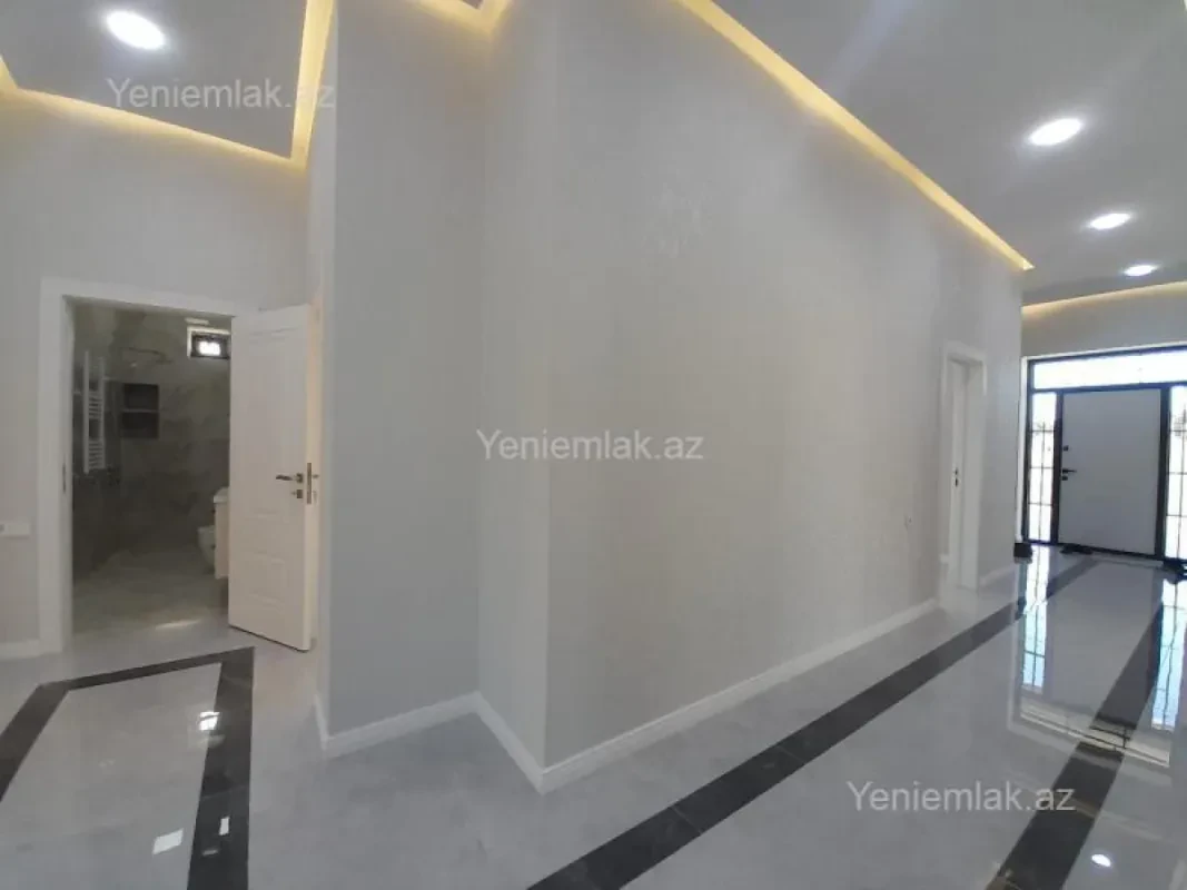 Satılır 5 otaqlı həyət evi 230 m²