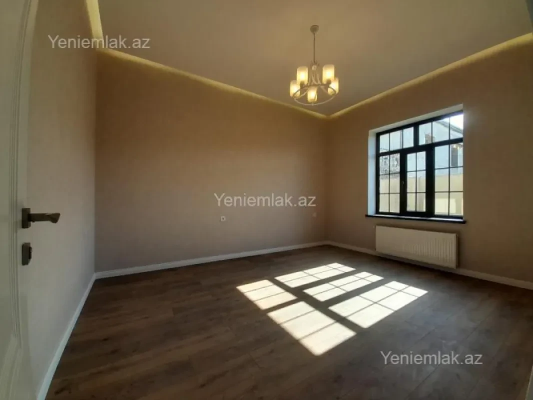 Satılır 5 otaqlı həyət evi 230 m²