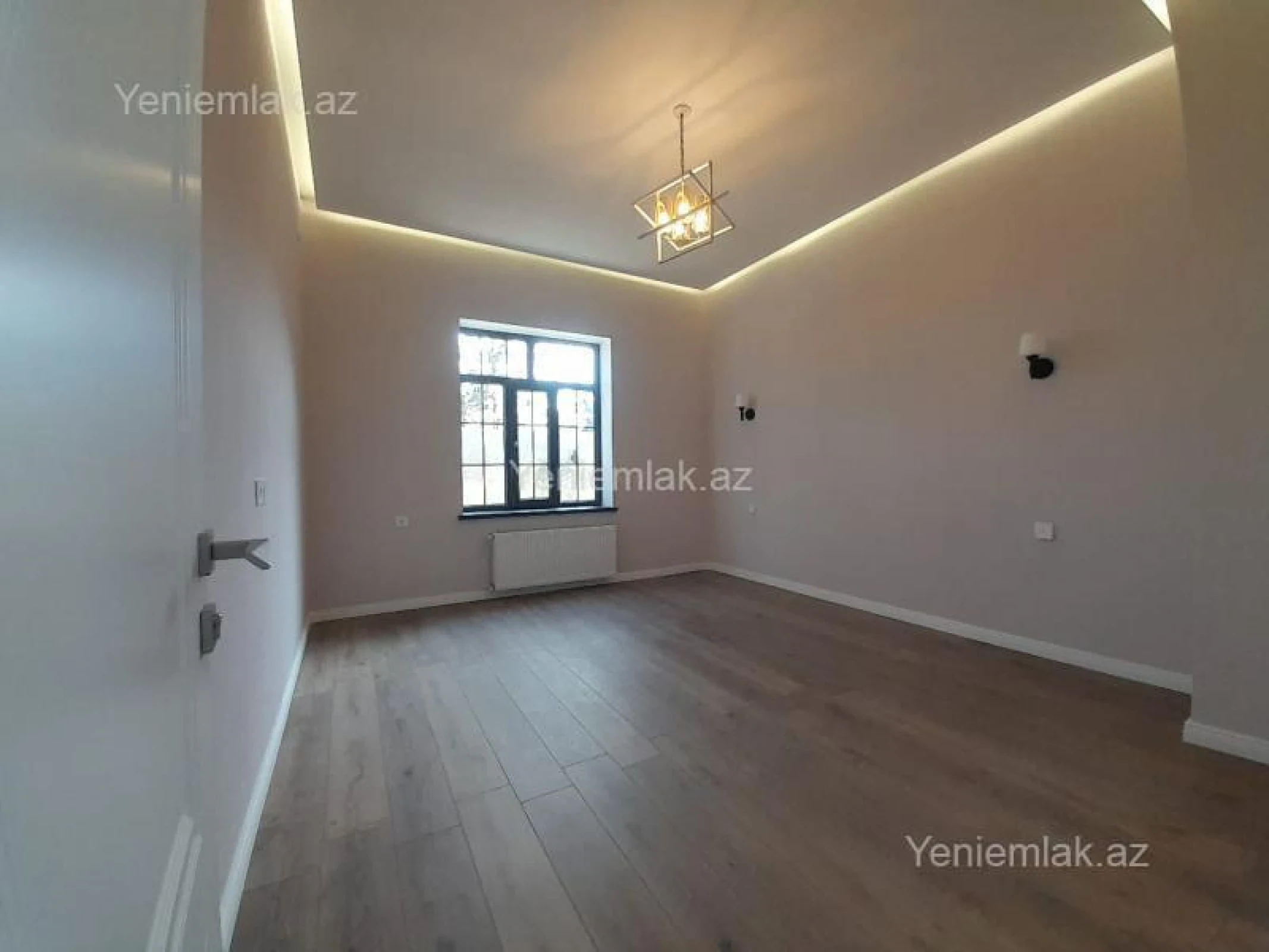 Satılır 5 otaqlı həyət evi 230 m²