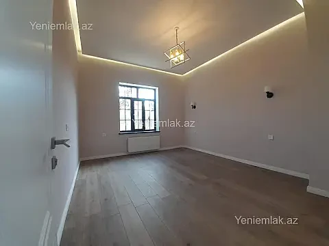 Satılır 5 otaqlı həyət evi 230 m²