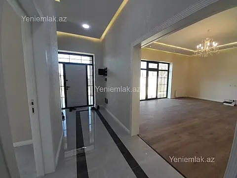 Satılır 5 otaqlı həyət evi 230 m²